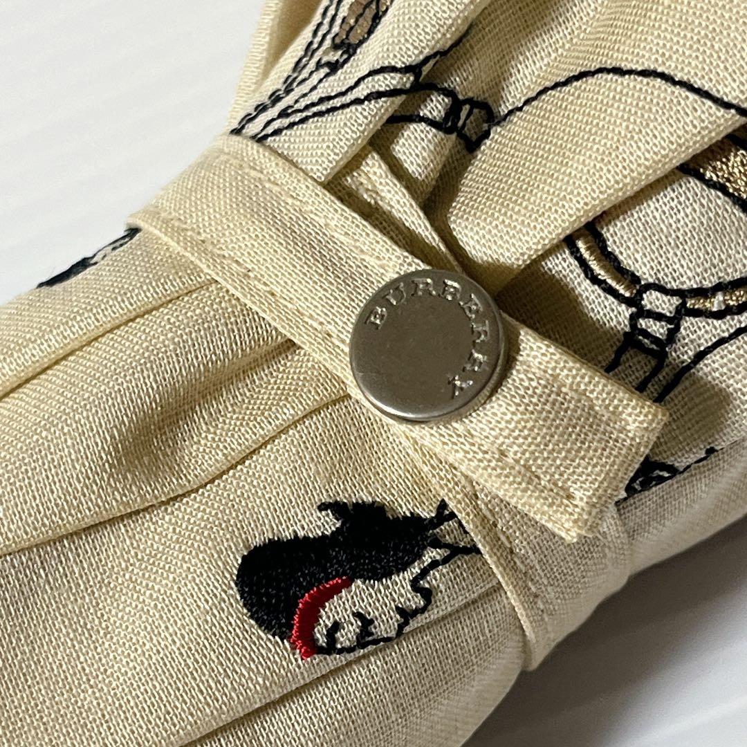 BURBERRY 日傘　犬の散歩　女の子　全刺繍ノヴァチェック