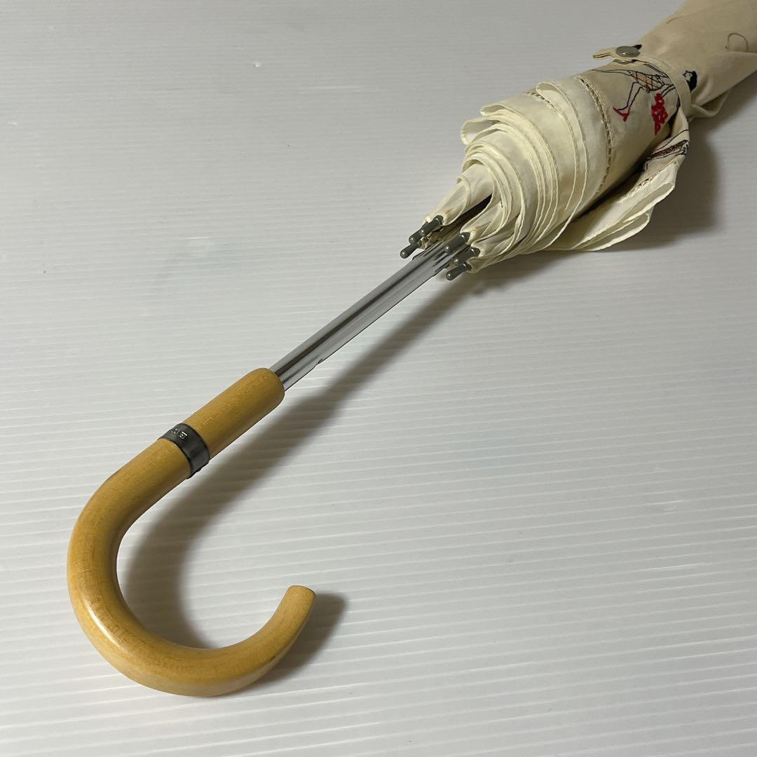 BURBERRY 日傘　犬の散歩　女の子　全刺繍ノヴァチェック