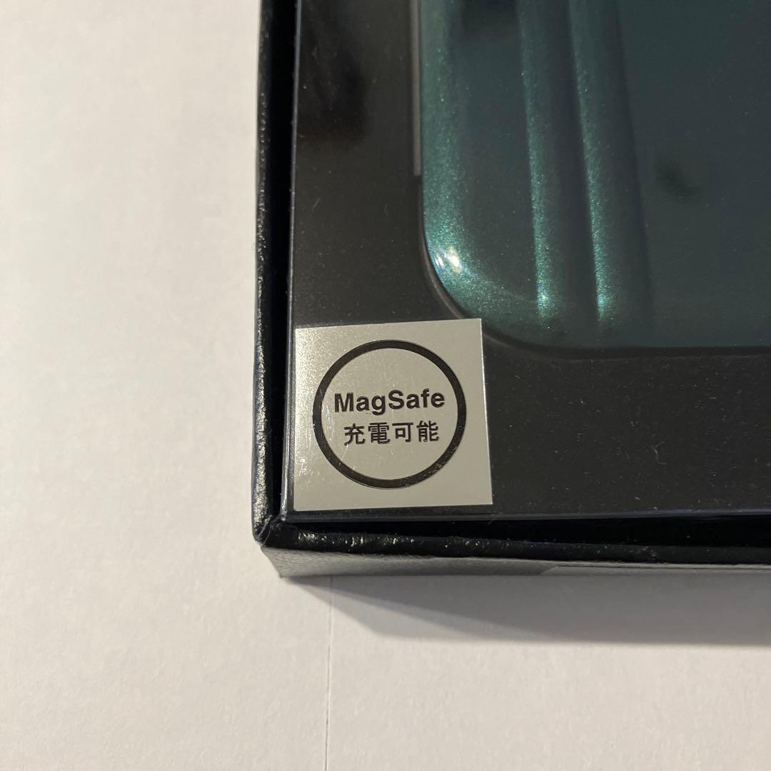 ZERO HALLIBURTON iPhone 16Pro 手帳型ケース