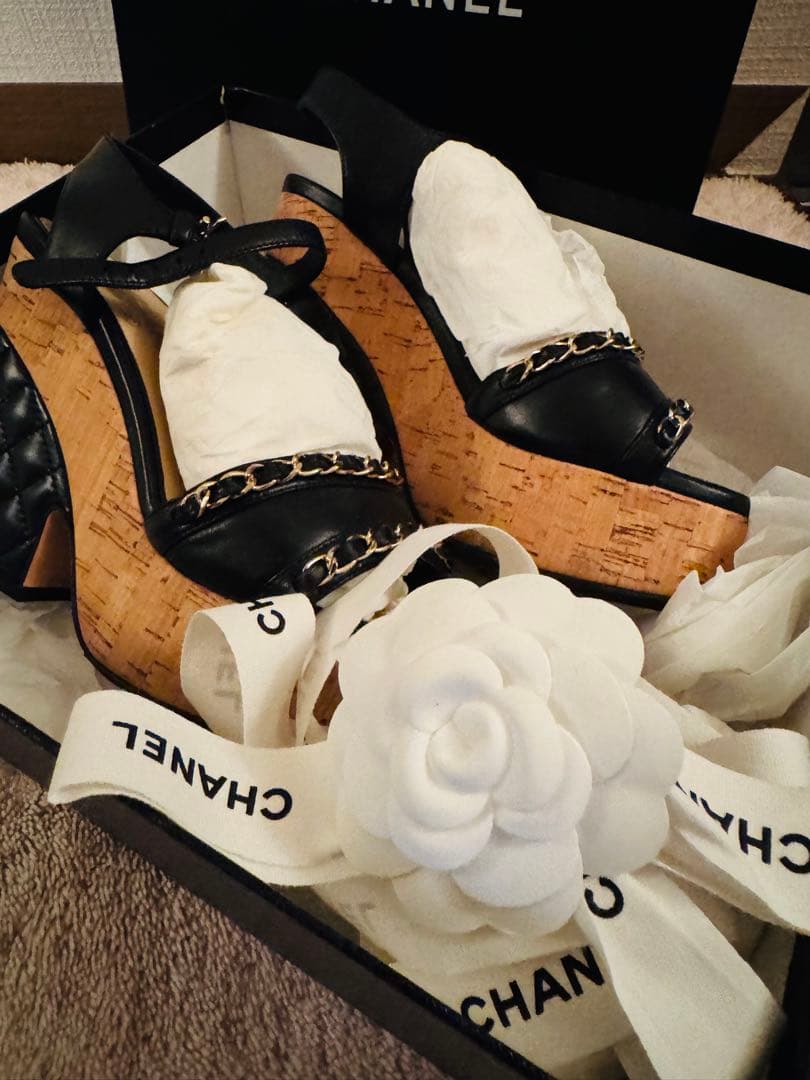 CHANEL ブラックストラップサンダル