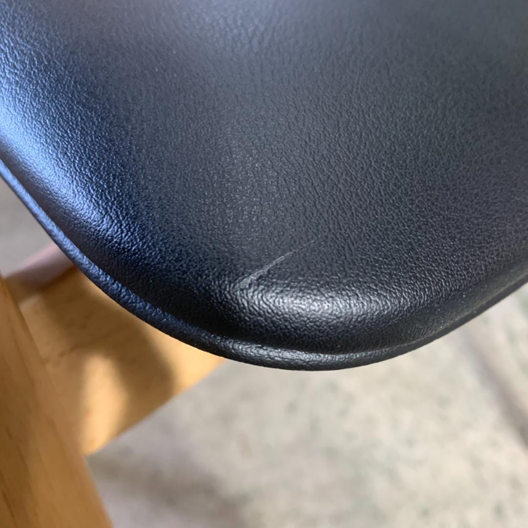 J826 秋田木工 剣持スツール PVCレザー 剣持勇