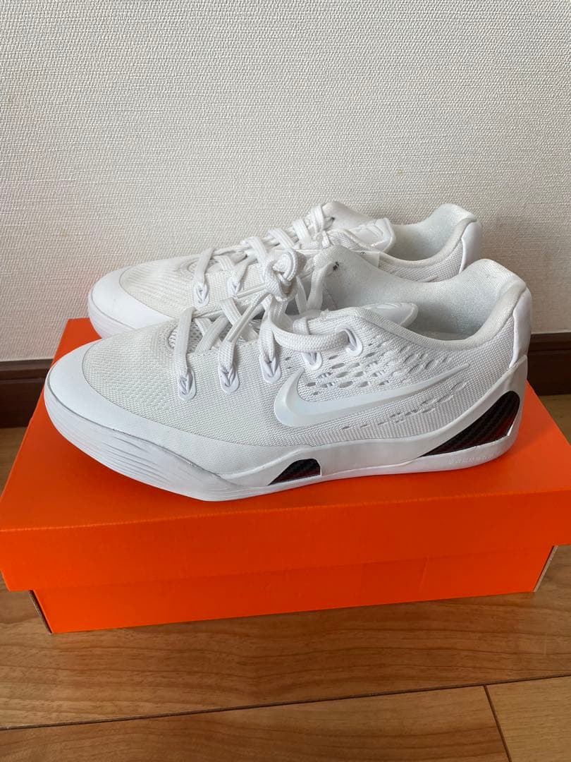 ナイキ Nike コービー Kobe バッシュ 23