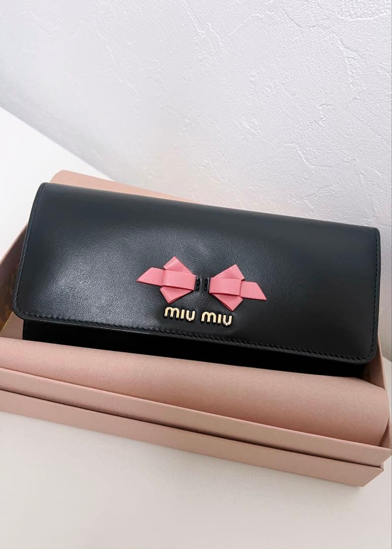 【未使用品】miumiu 長財布 パスケース付き 正規品