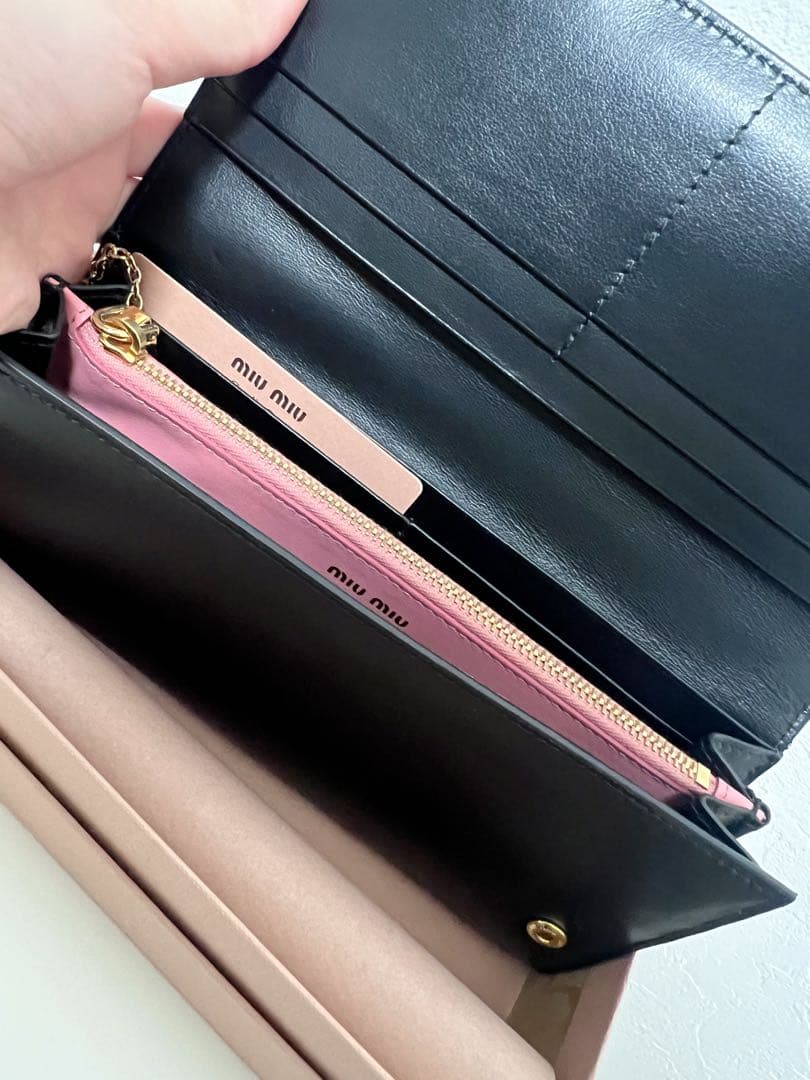 【未使用品】miumiu 長財布 パスケース付き 正規品