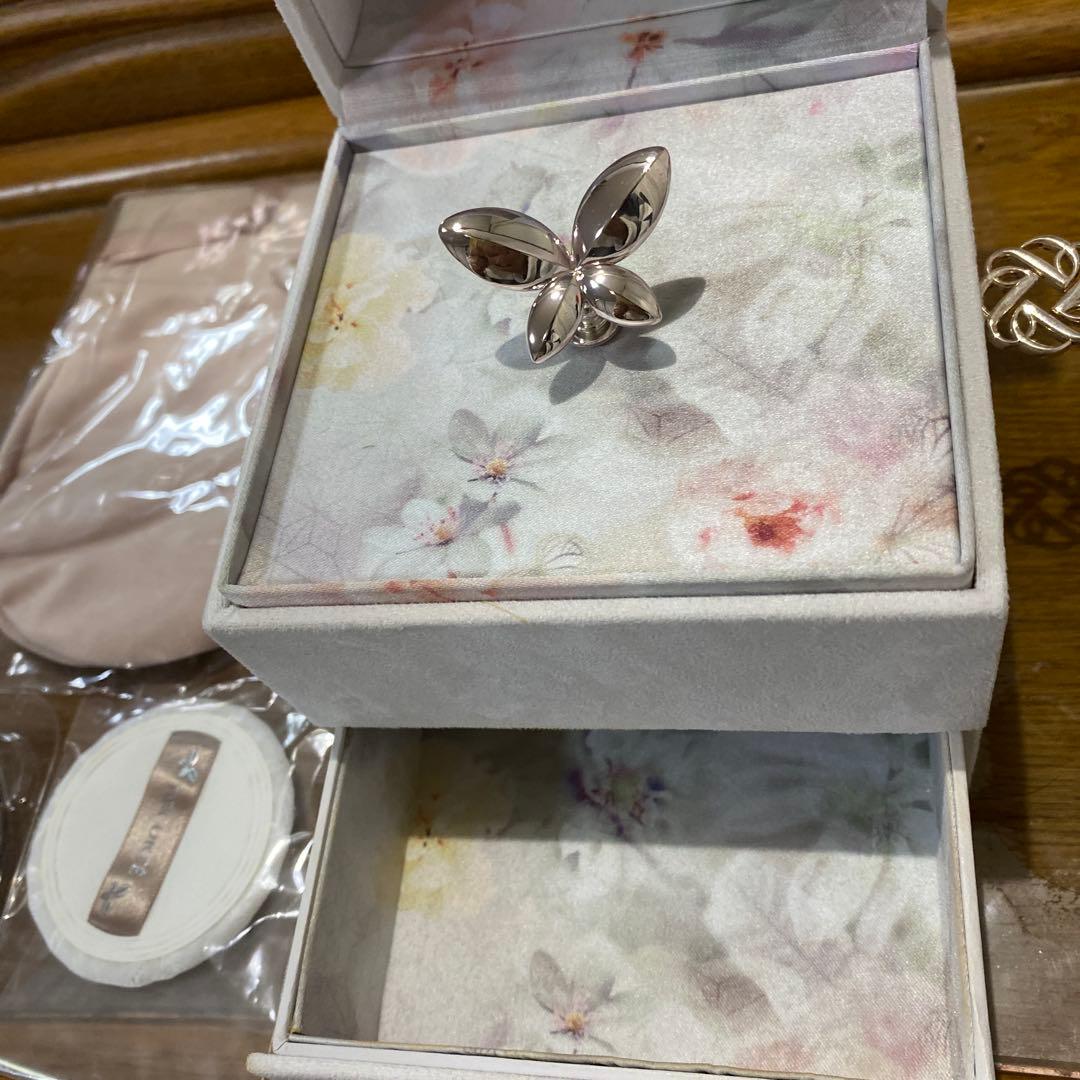 □コスメデコルテ マルセルワンダースコレクションⅩⅢ フェイスパウダー本体