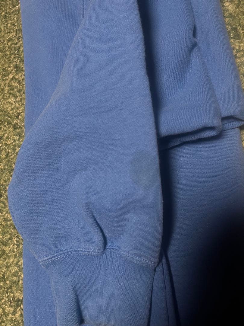 ピ*ン様 supreme シュプリーム　スウェット　トレーナー　ブルー　XL ボ