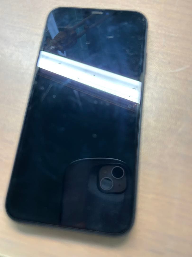 Apple iPhone 11 本体 64GB ブラック