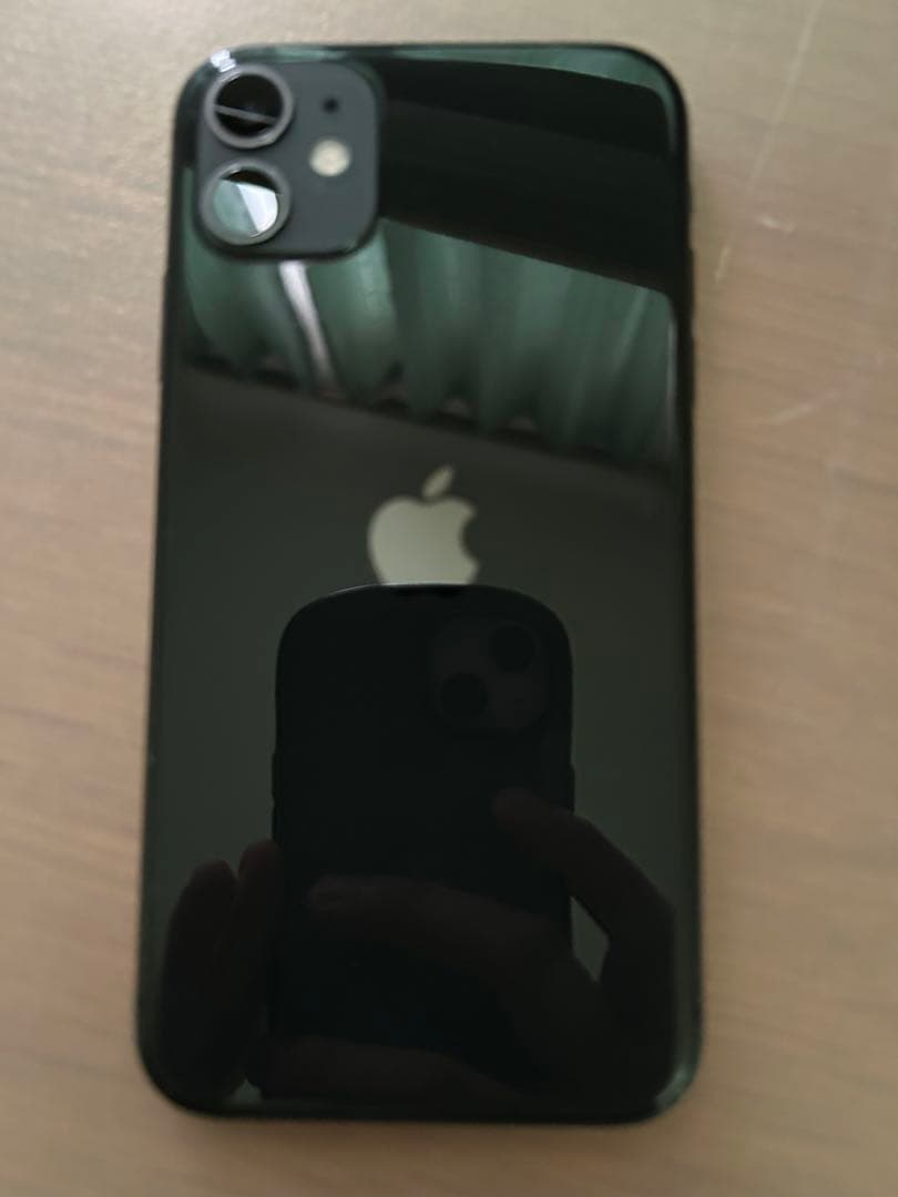 Apple iPhone 11 本体 64GB ブラック