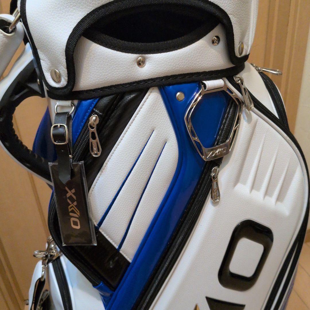 XXIO キャディバッグ ホワイト/ブルー　2024年レプリカモデル