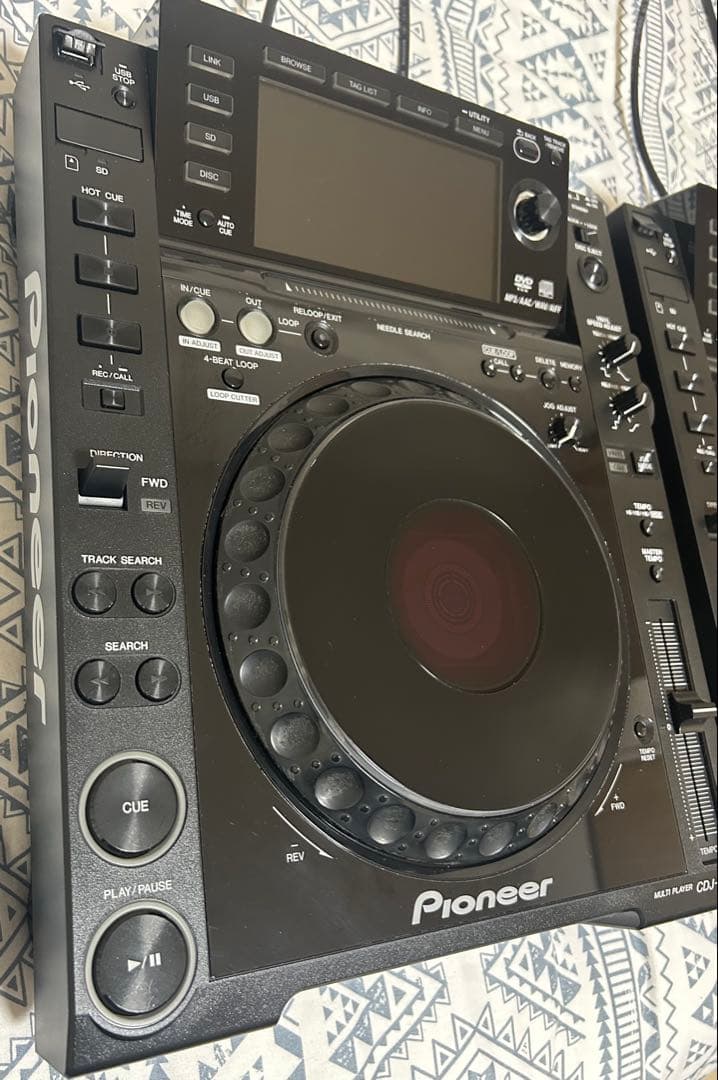 CDJ-2000 2台