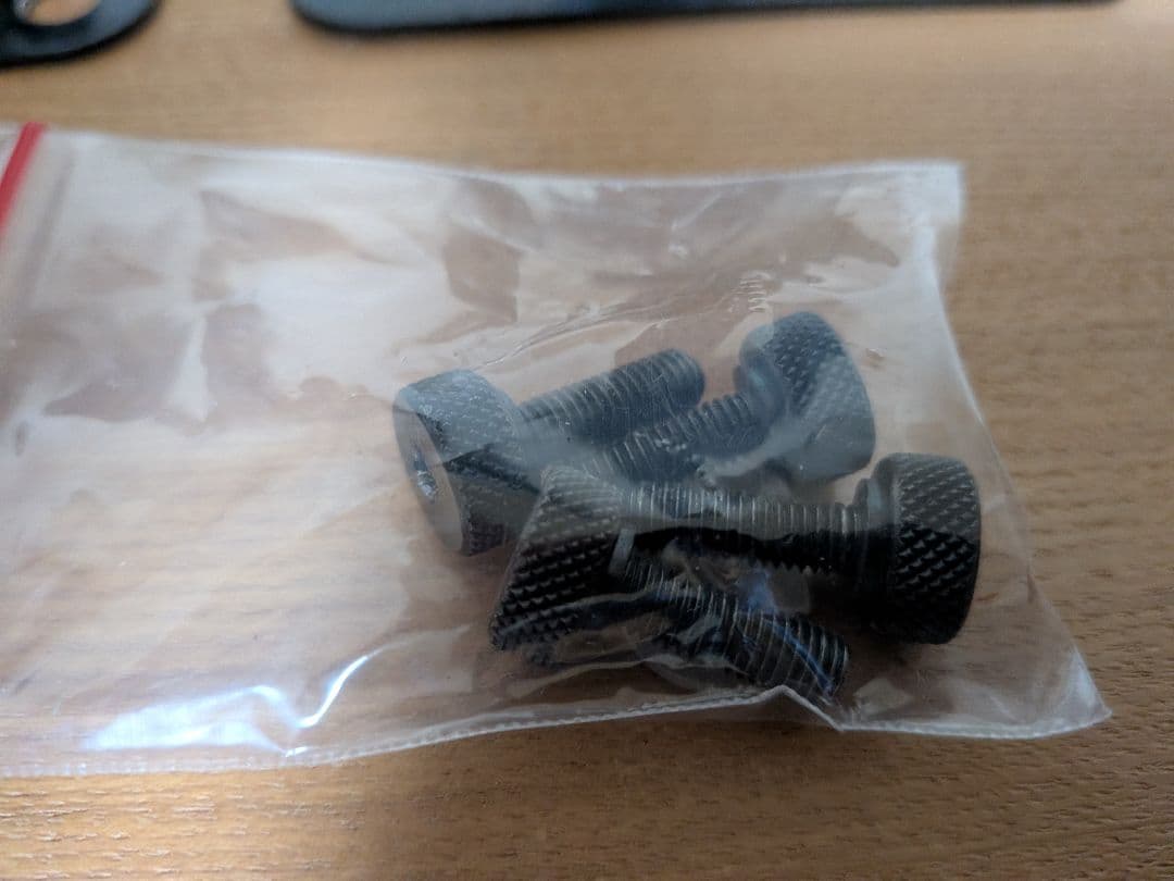 ＢＯＳＥ １０１M Mスピーカー/ ＲＡー１２アンプ