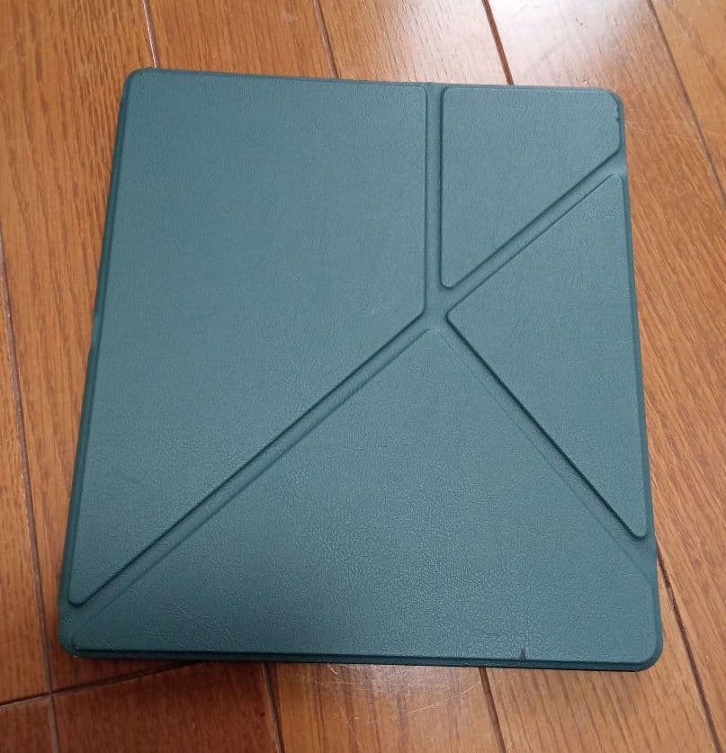 Kindle Scribe 本体 、プレミアムペン付き、カバー２種付き