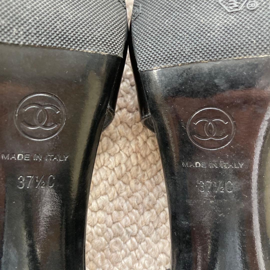 CHANEL ブラックエナメルミュール