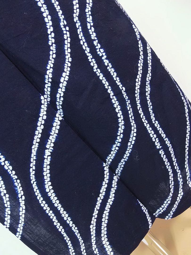 ほぼ美品 有松絞り浴衣 立涌文様　 藍染 夏にぴったりの涼やか着物