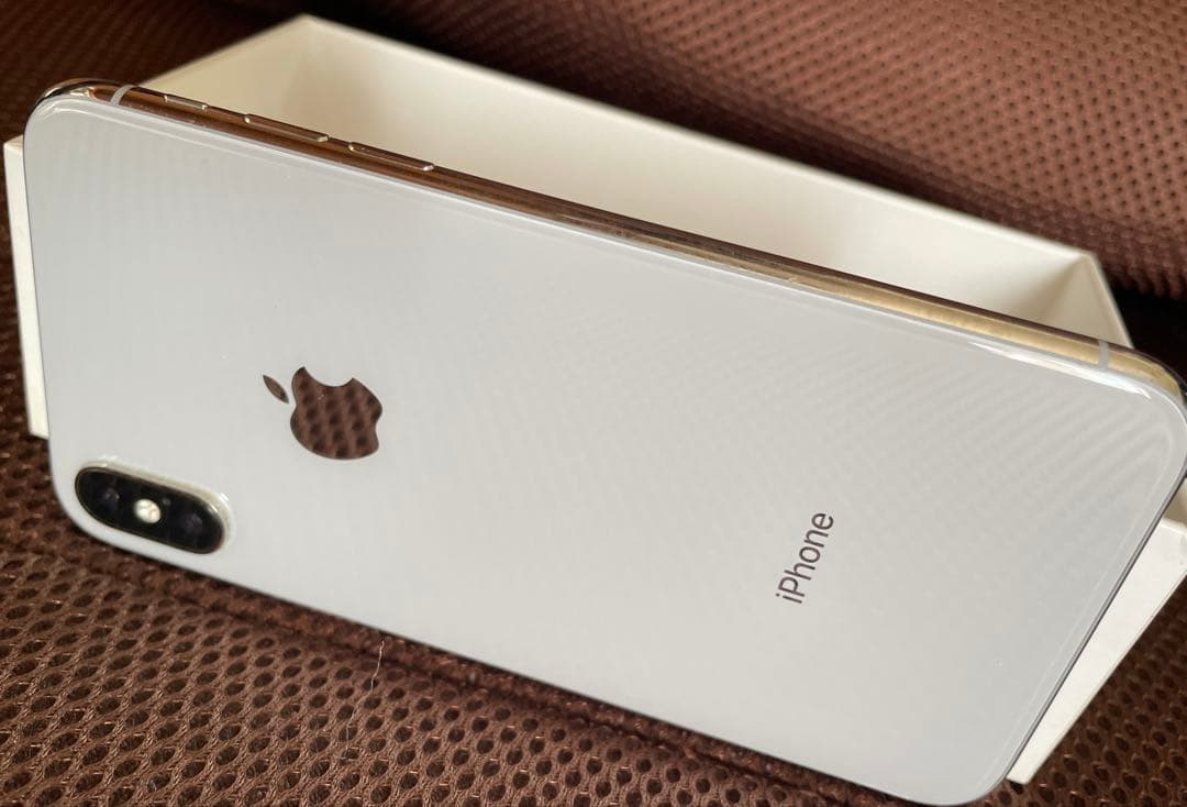 アップル iPhoneX 256GB シルバー SIMフリー