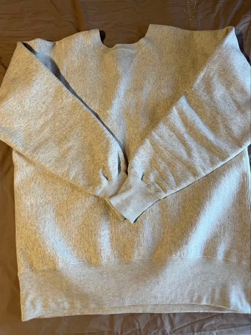 ラ*ン様 Champion チャンピオン 1st パテントクルーネック スウェッ