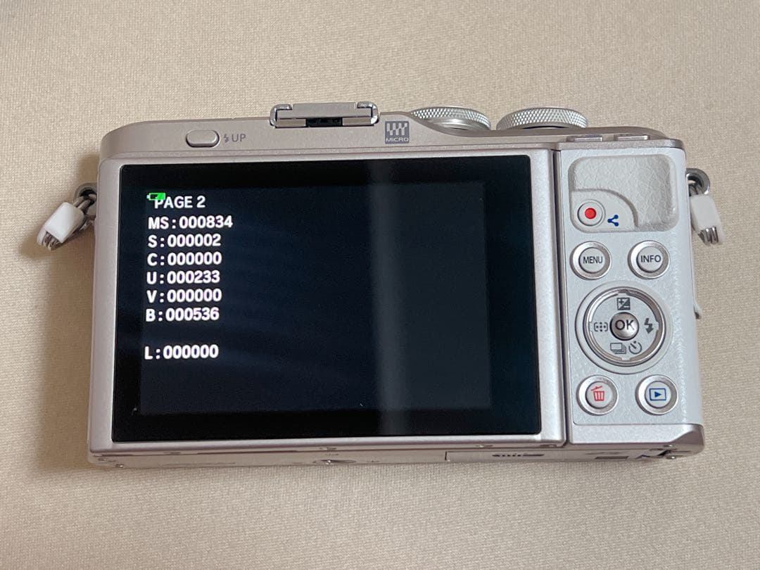 OLYMPUS PEN E-PL10 ホワイト