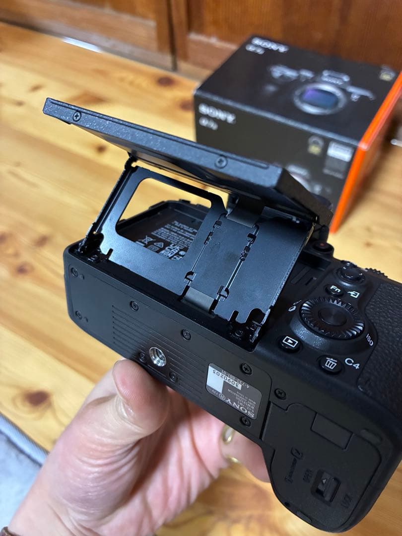 m.m.h SONY α7 III ミラーレス一眼 本体 箱付き