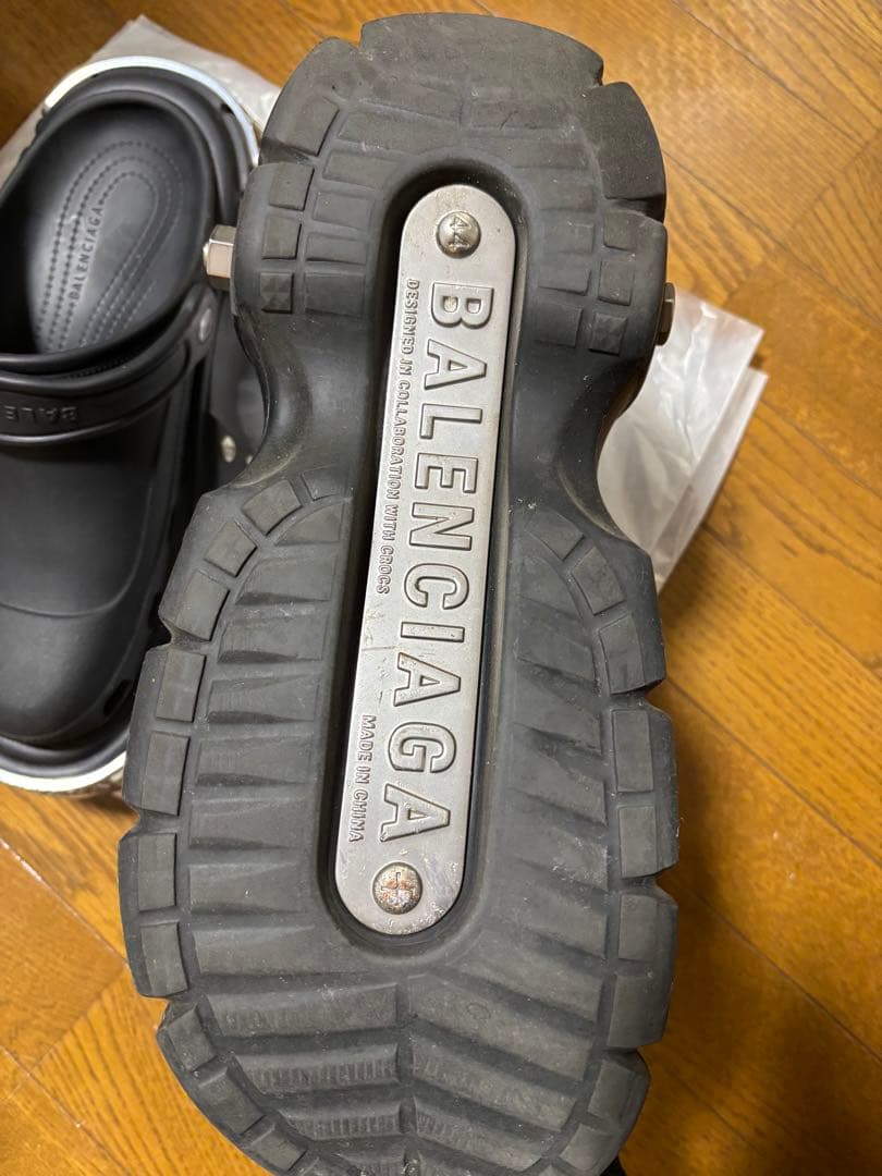 バレンシアガ　ハードクロッグ　クロックス