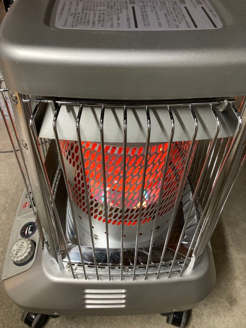 すぐ発送❕　送料無料❕　大型業務用ストーブダイニチブルーヒーターFM-194F⑩