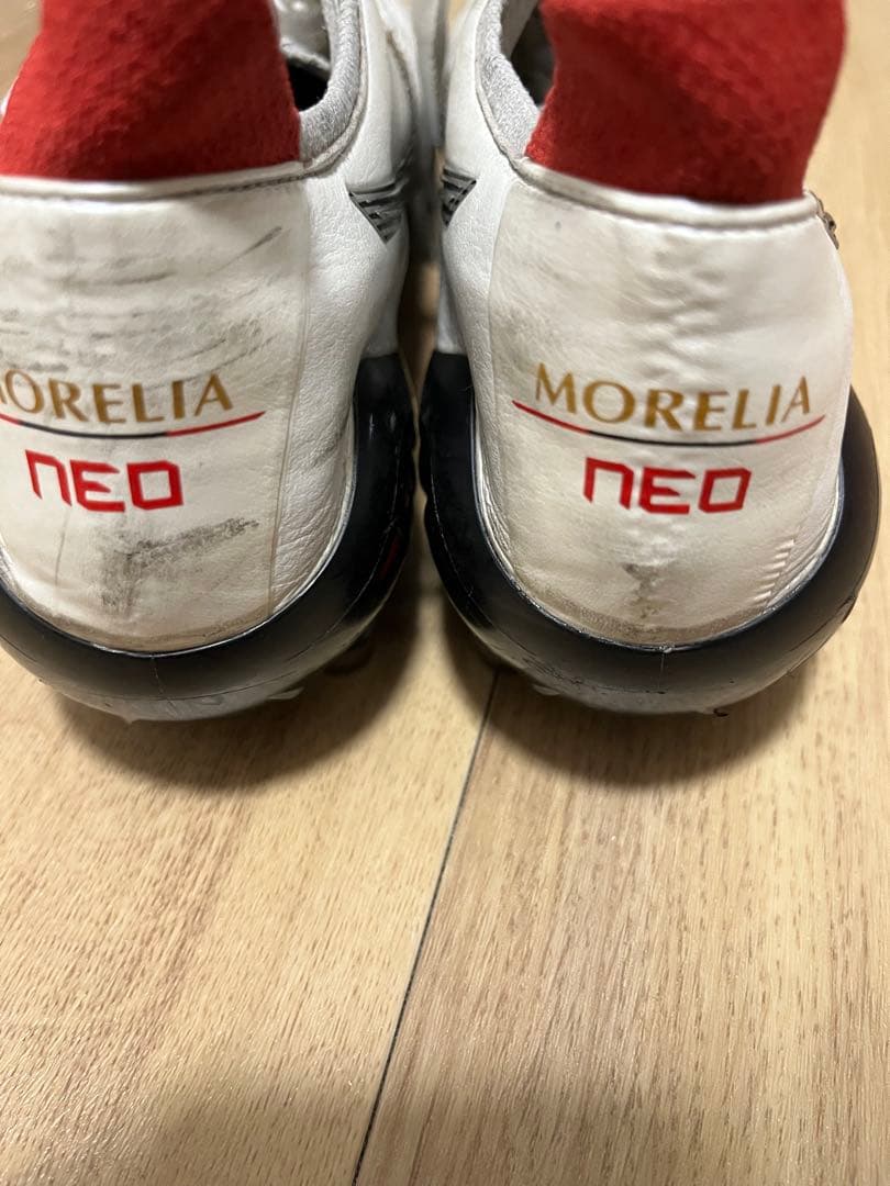 Mizuno モレリア　ホワイト/レッド スパイクシューズ　28cm