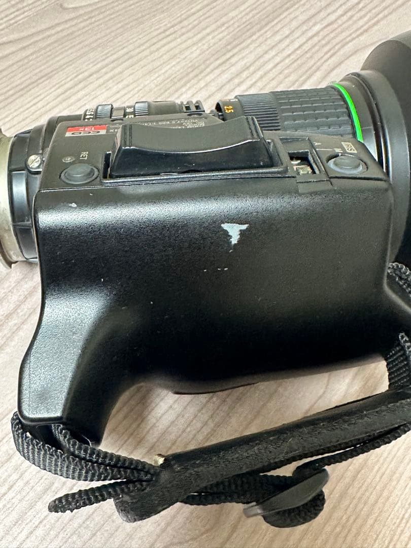 Canon VCL-713BX デジタル一眼レフカメラ.