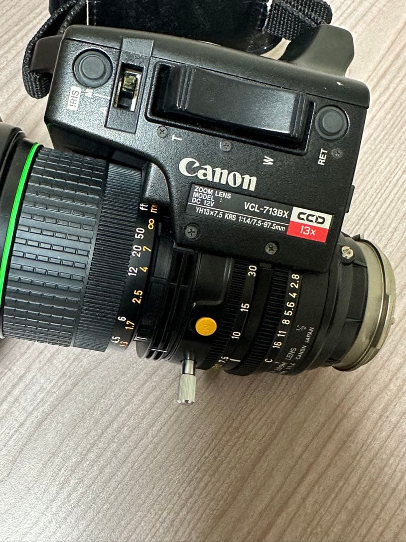 Canon VCL-713BX デジタル一眼レフカメラ.