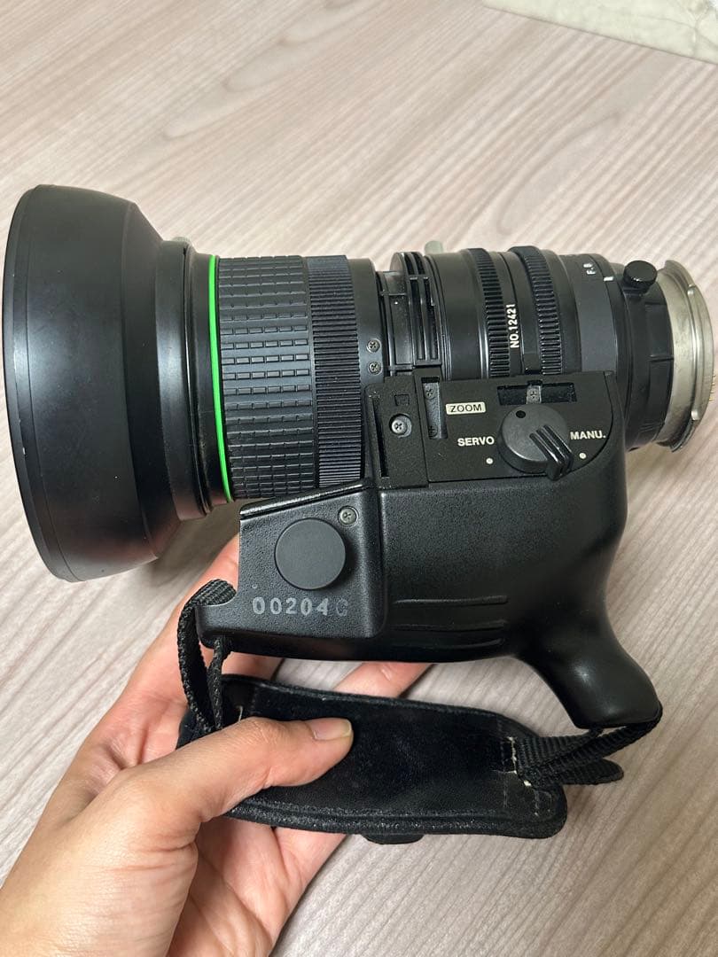 Canon VCL-713BX デジタル一眼レフカメラ.