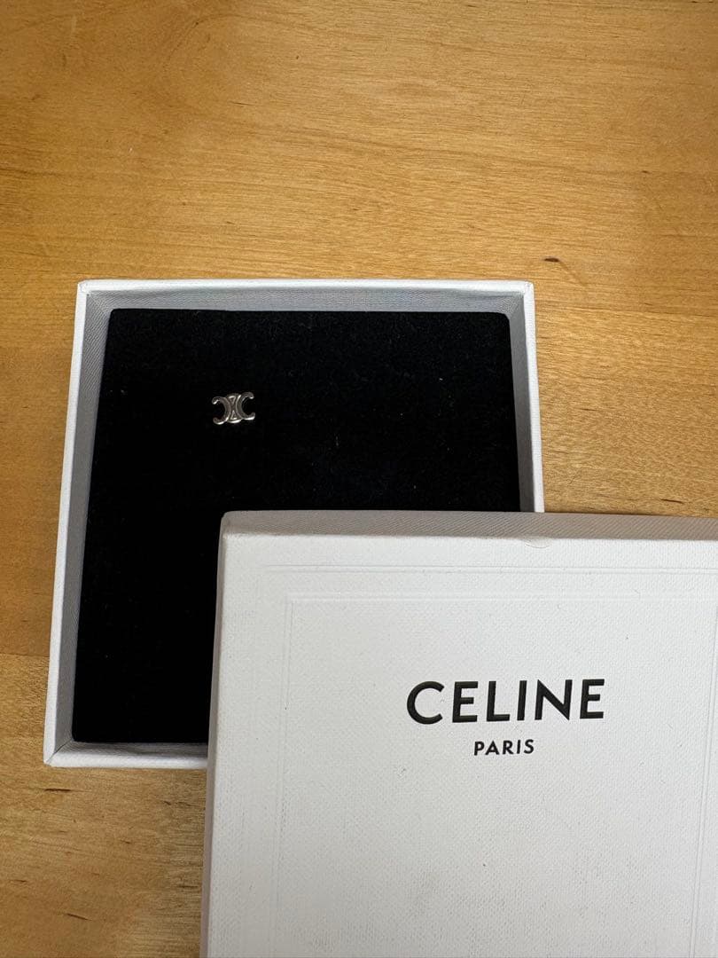 セリーヌ 片耳 トリオンフ スタッズ ピアス ロジウムフィニッシュ ブラス