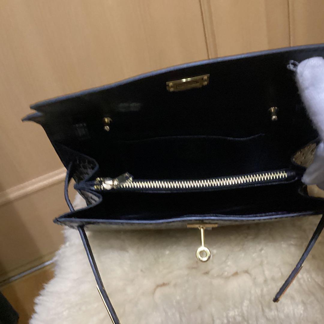 女性のための本物のワニ革 シャイニング ハンドバッグ -クラッチ21cm.