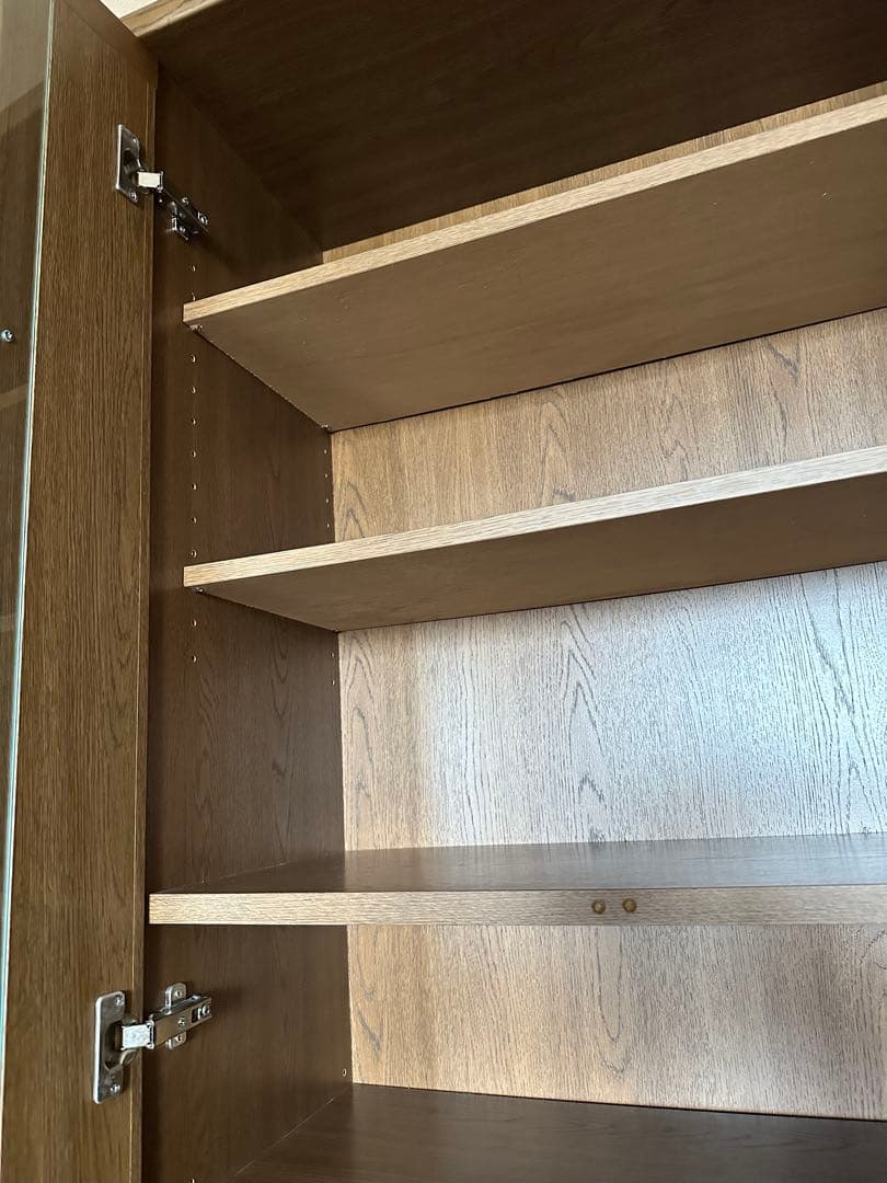 ガラス扉キャビネット　本棚　飾り棚　引出し付き