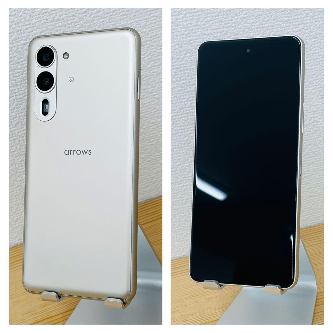 A 100% arrows We 2 plus F-51E 256 GB 本体