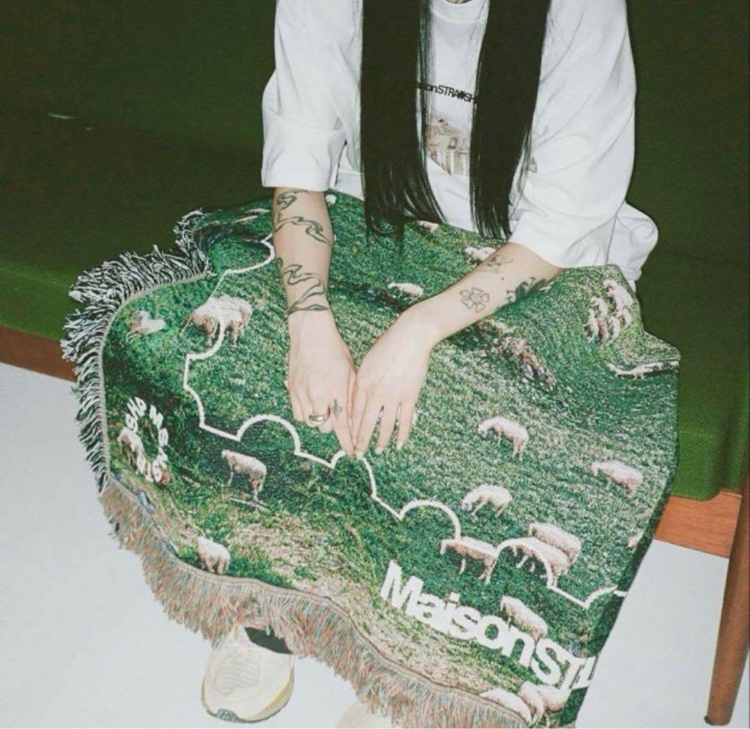 MAISONSTRAYSHEEP STRAYSHEEP RUG 【新品未使用】