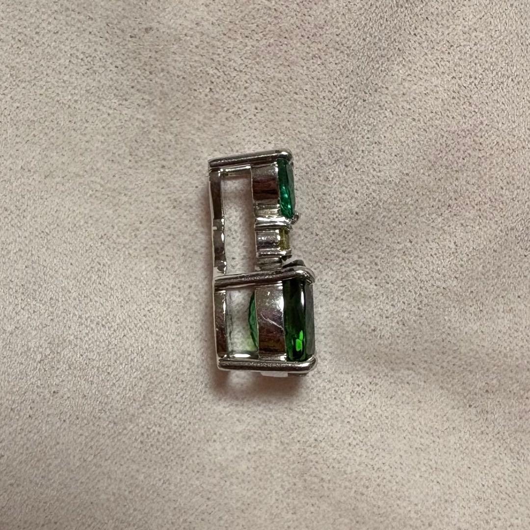 Pt900　ダイヤモンド　エメラルド　プラチナ　ペンダントトップ