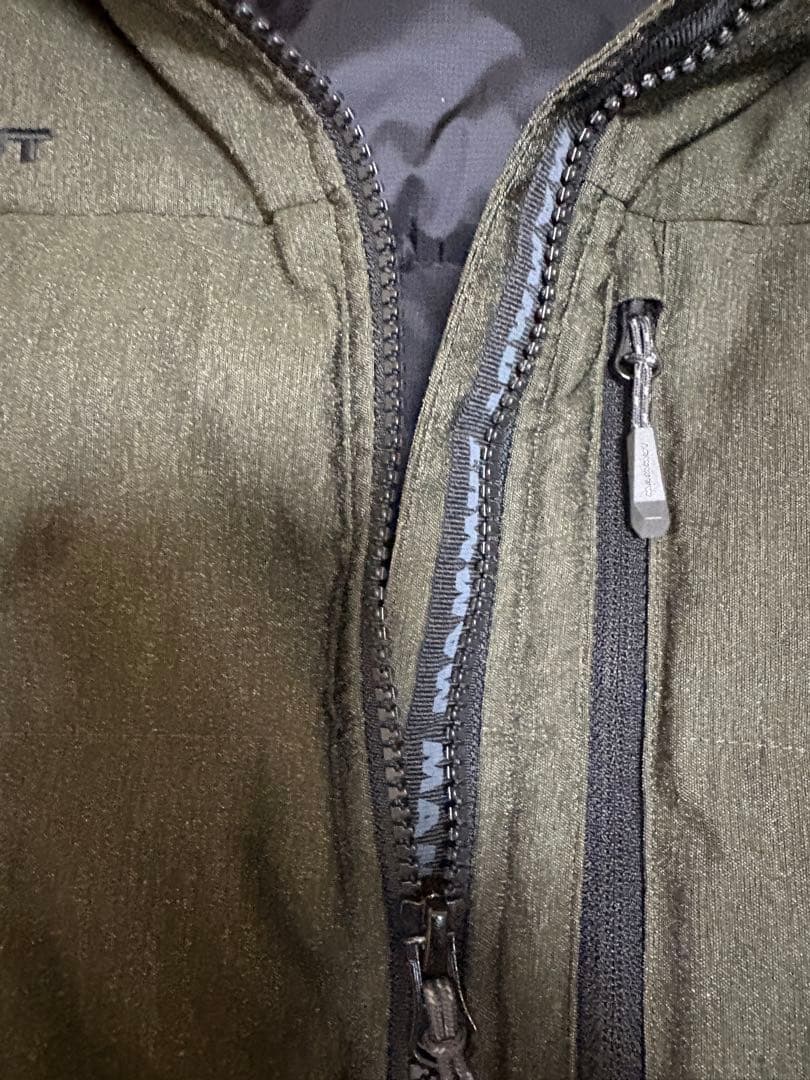 MAMMUT マムートダウンジャケット 750+ フード付き オリーブL 美品