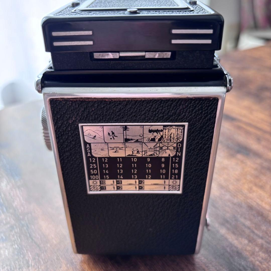 Rolleiflexローライフレックス3.5B 付属品付き　ジャンク品　二眼レフ