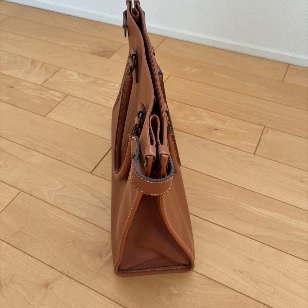 TUSTING レザー　バッグ