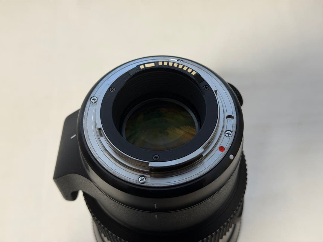 SIGMA 50-100mm F1.8 DC ズームレンズ　EFマウント