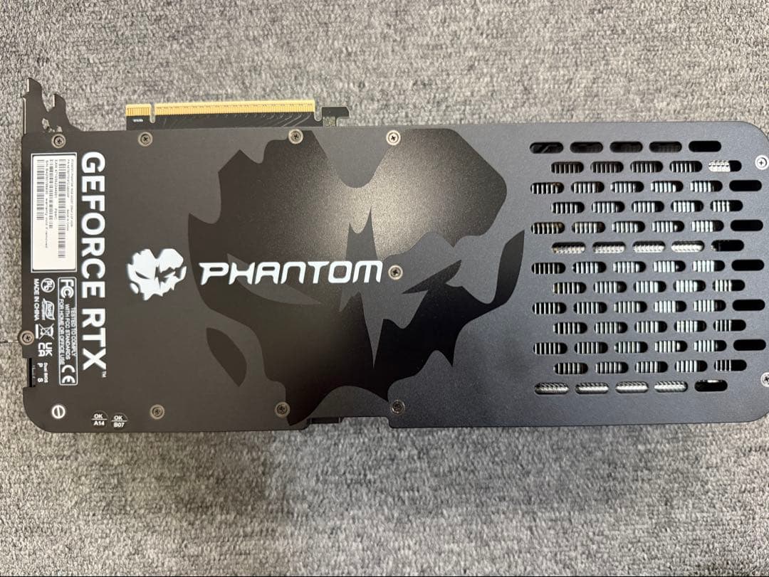 最上位グレード　GAINWARD RTX5070 Ti PHANTOM