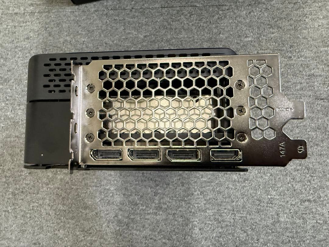 最上位グレード　GAINWARD RTX5070 Ti PHANTOM