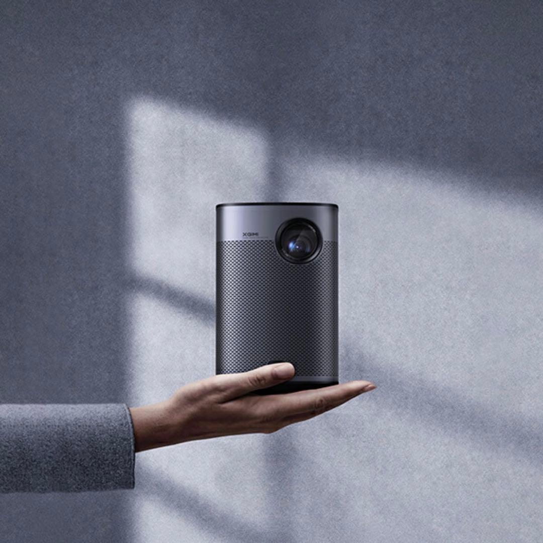 【新品同様】XGIMI Halo+ プロジェクター 900ANSIルーメン