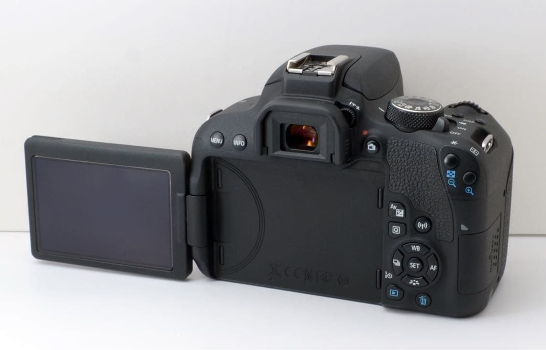 ★Canon EOS kiss X9i★Wi-Fi内蔵●超望遠レンズ●高速AF●