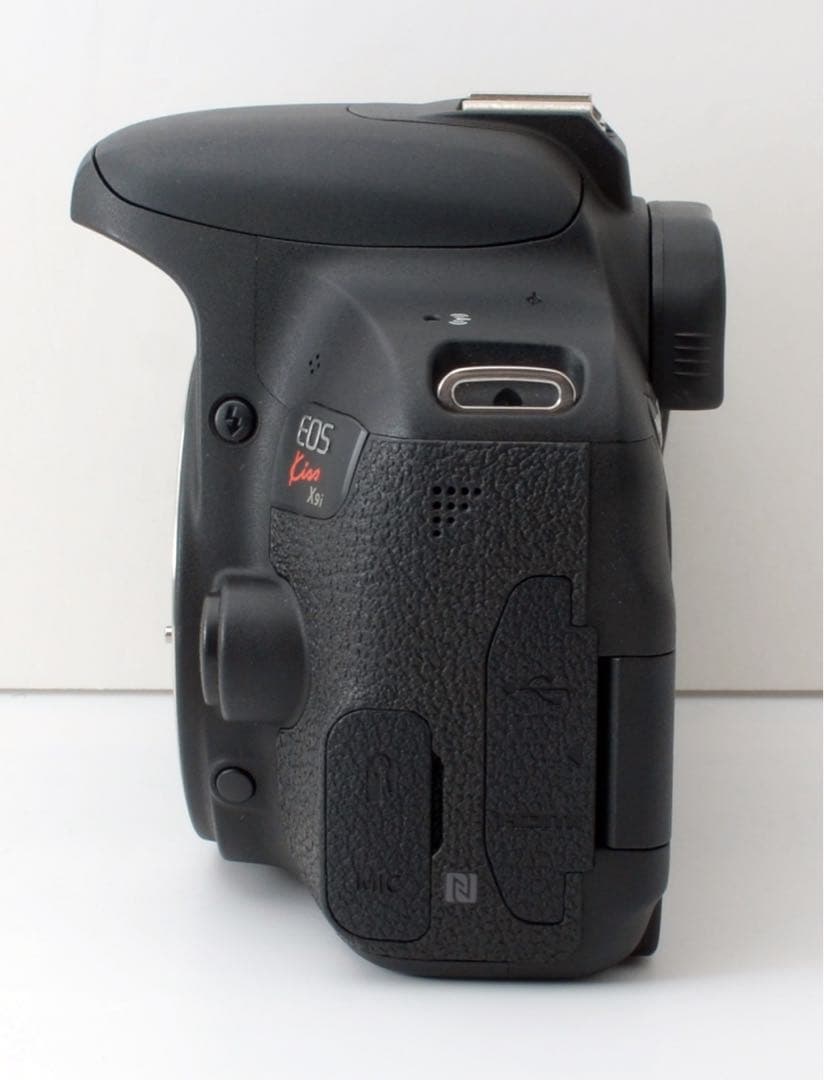 ★Canon EOS kiss X9i★Wi-Fi内蔵●超望遠レンズ●高速AF●