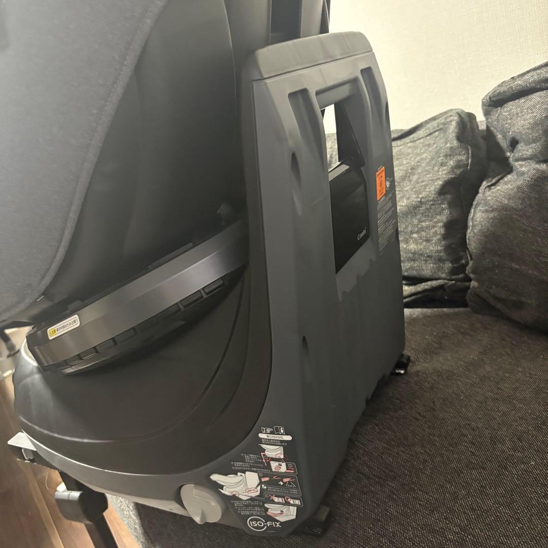 Combi クルムーヴスマート　ISOFIX エッグショック CG-UIG