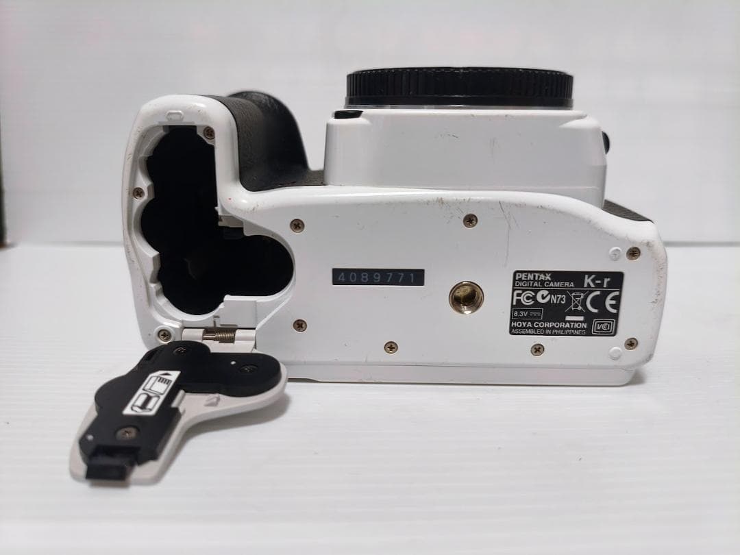 「ややなみん」【黒死病対策済】PENTAX K-r ホワイト