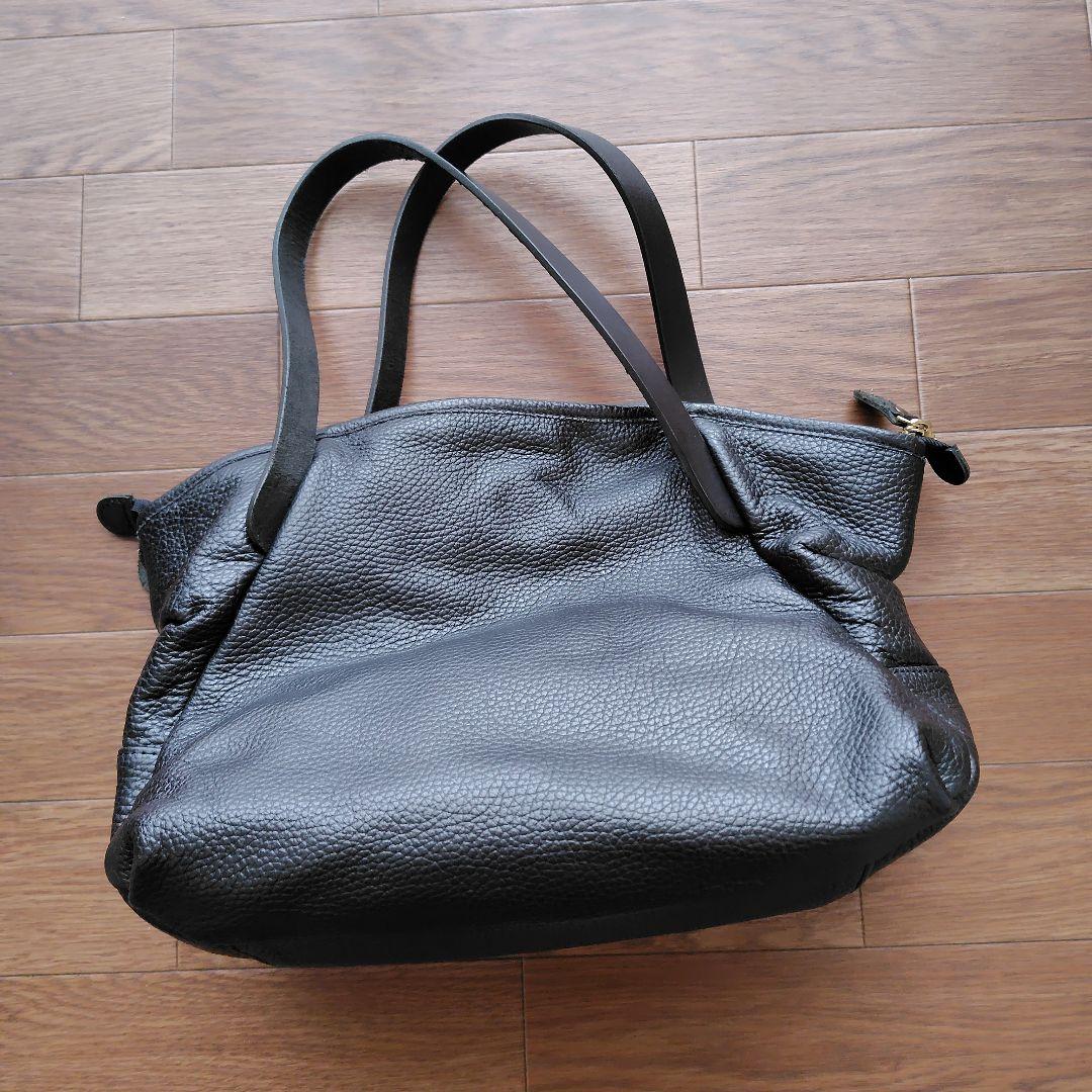 黒 レザー ショルダーバッグ