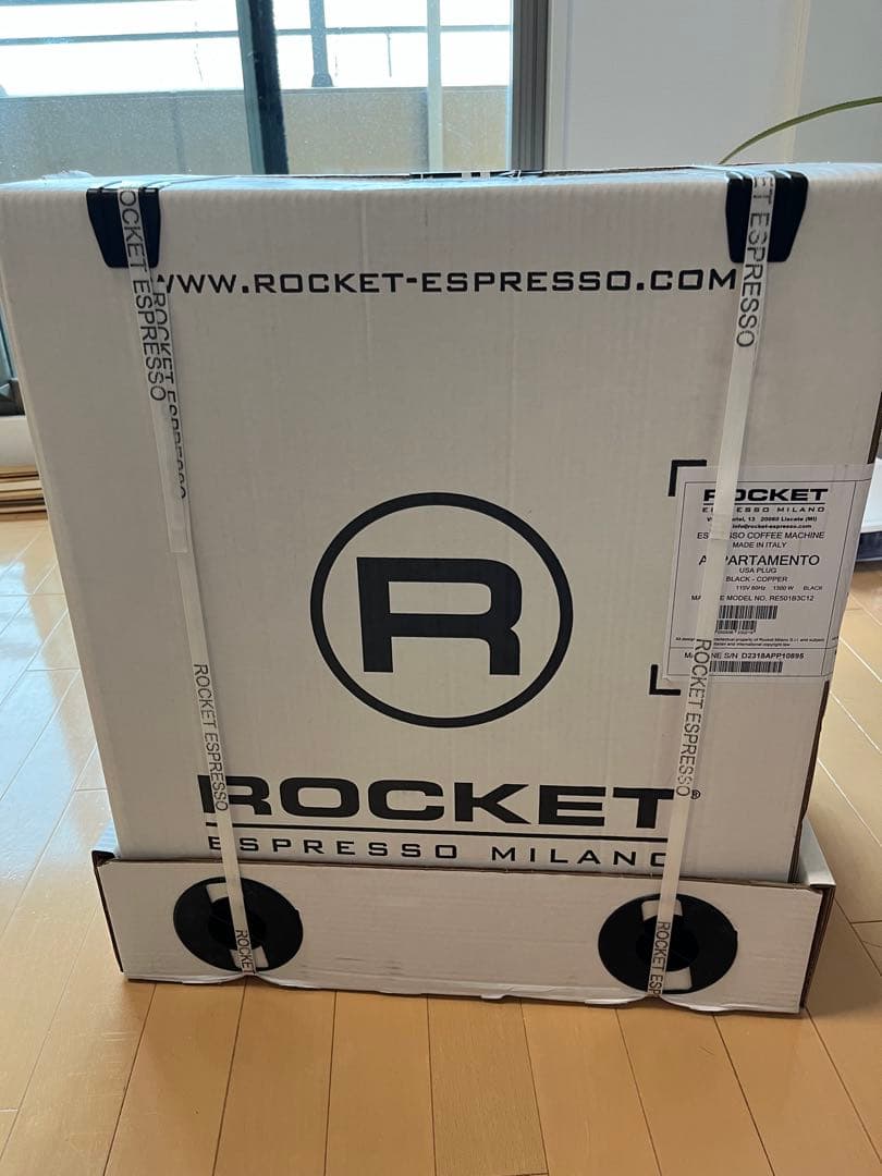 新品Rocket Appartamento ロケットアパルタメント　黒/銅