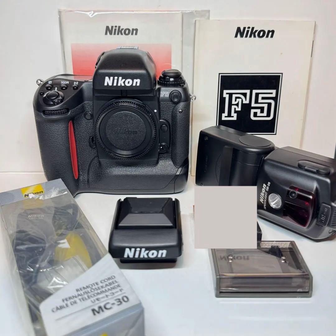 美品 完動品 Nikon F5アクセサリーセット