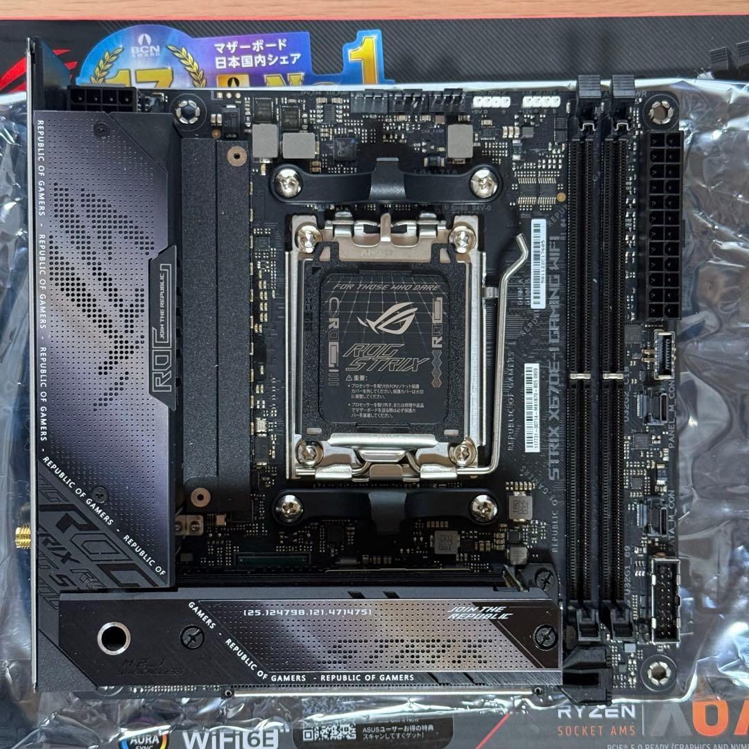 マザーボード ASUS ROG STRIX X670E-I GAMING WIFI