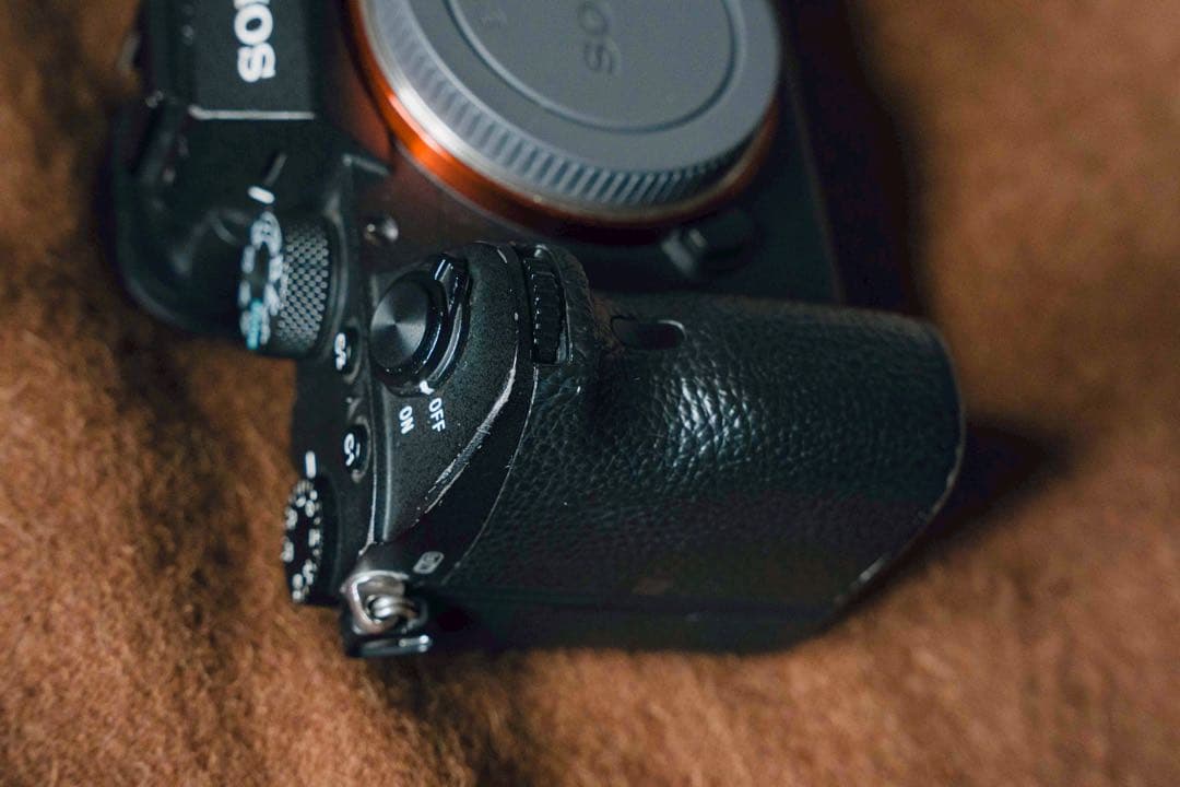 じ*た様 SONY α7 ⅲ 箱あり 付属品あり おまけあり